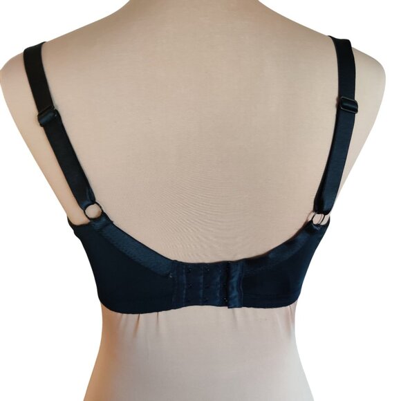 Triumph Formfit Womens Bra Full Figure Support Black Lace Size AU 14F US 36F - Picture 3 of 5